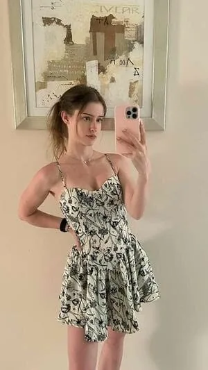 Nazlı - Pendik Escort
