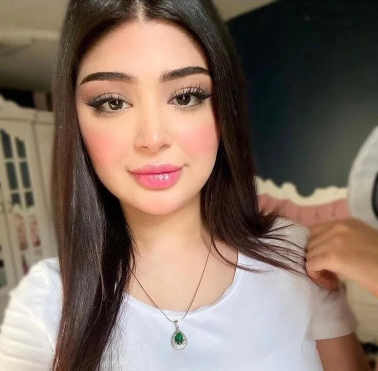 Ceren - Pendik Escort