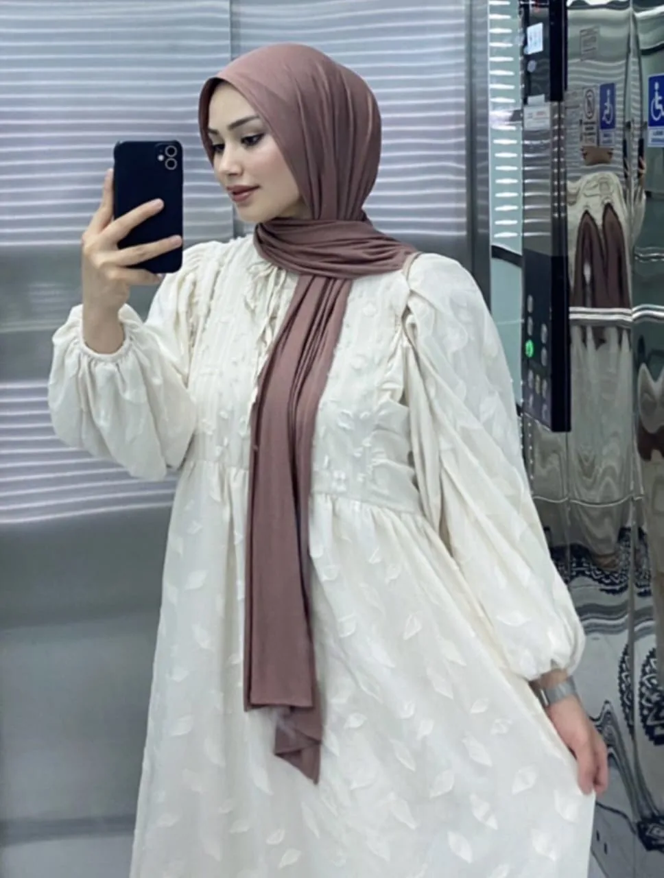 Gamze - Pendik Escort