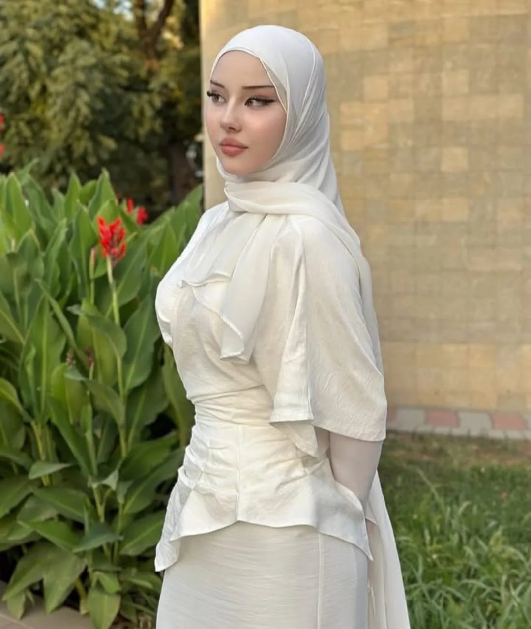 Defne - Pendik Escort