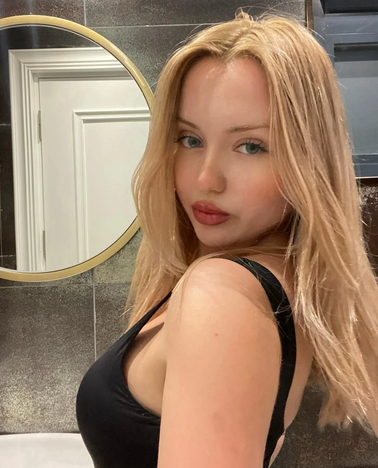 Eda - Pendik Escort